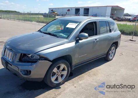 2014 Jeep Compass Latitude из США, поврежденный, VIN 1C4NJDEB9ED622049